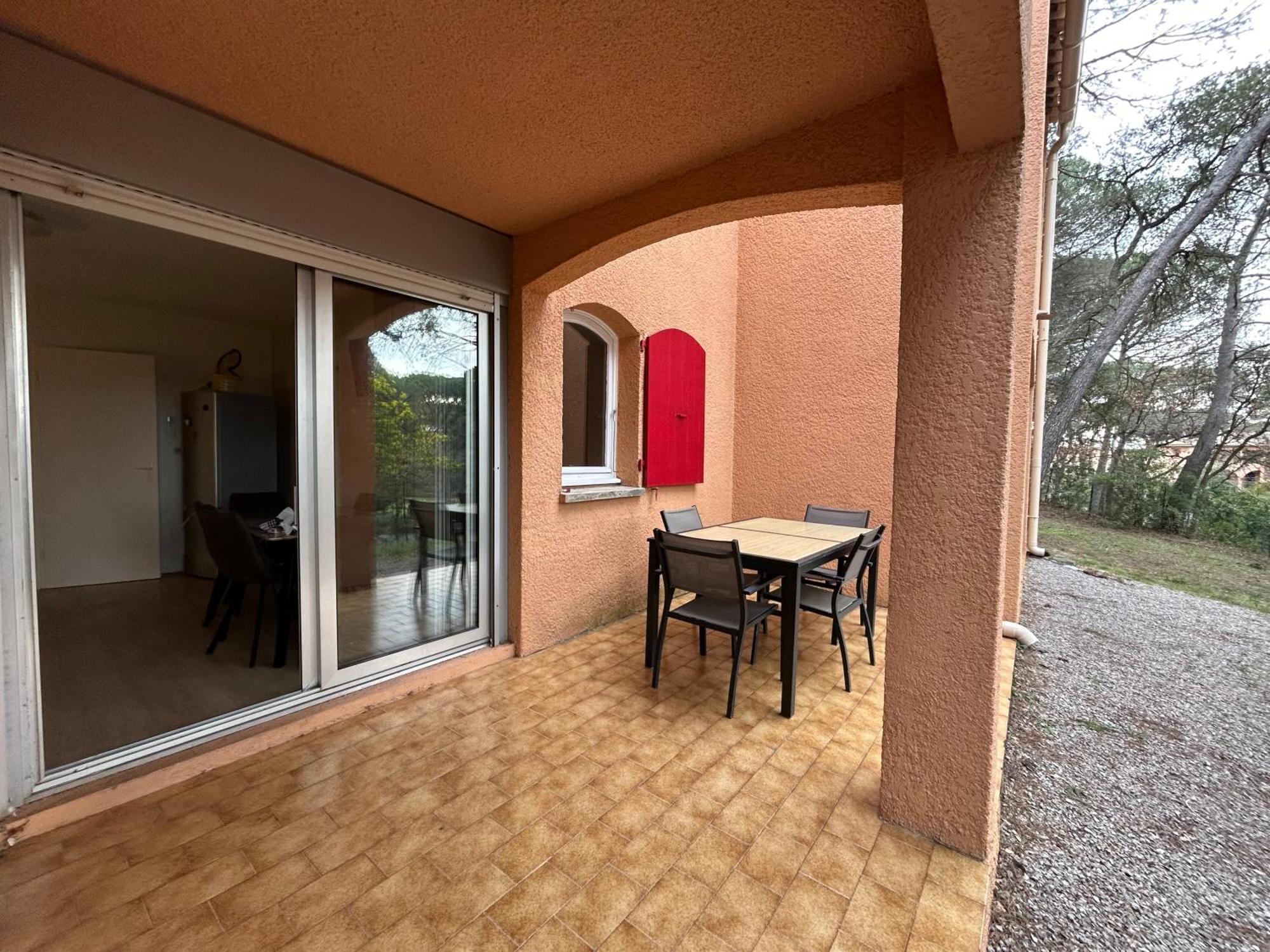Domaine Valescure Appartement 1 Ou 2 Pieces Vue Jardin Ou Piscine Saint-Raphaël Extérieur photo